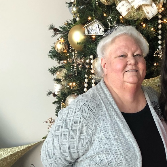 Meet your Posher, Kathy - Picture 1 of 1